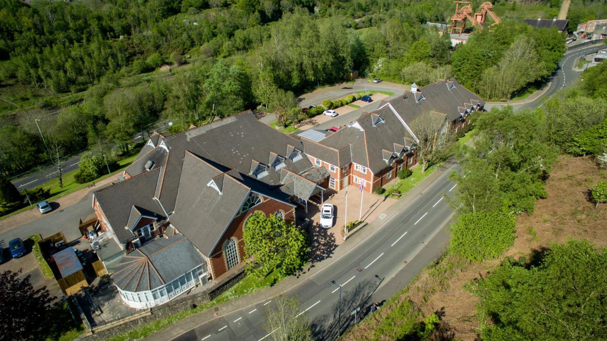 Heritage Park Pontypridd, Trademark Collection By Wyndham Bagian luar foto