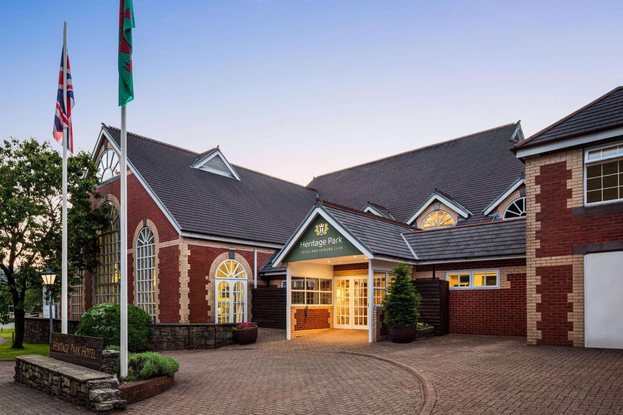 Heritage Park Pontypridd, Trademark Collection By Wyndham Bagian luar foto